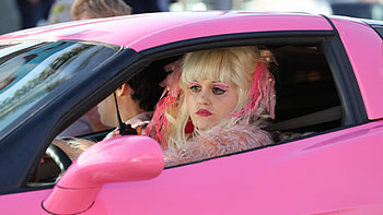 Angelyne TV Mini Series, Serienstar mit knstlichen brsten, Verwandlung, Sexbombige HD wallpaper