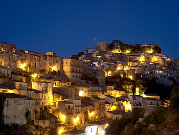 L'orto sul tetto, Ragusa postcards, Iblean memories, Rooftop charm HD wallpaper