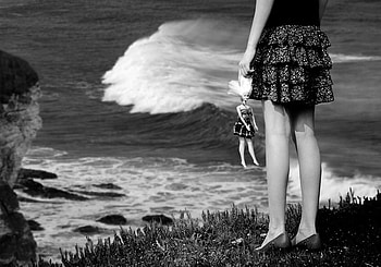 GOODBYE ... (CHILDHOOD), doll, graphy, barbie, bw, child HD wallpaper