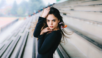 Blue Eyes Girl Looking At Viewer Standing At Stadium , blue-eyes, girls, model HD wallpaper
