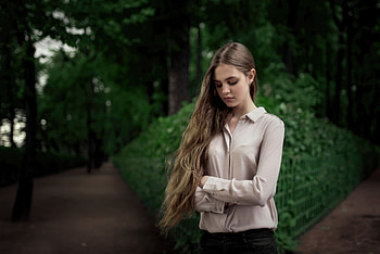 Blonde Girl Lost In Thought, blonde, girls, model HD wallpaper