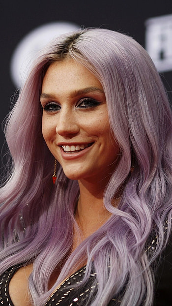 Kesha : Eye-catching designs, Inspiring artistry, Visual appeal HD phone wallpaper