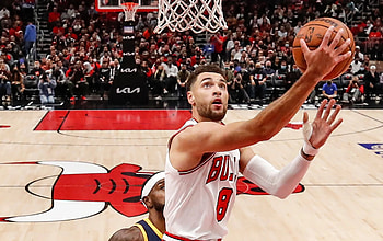 Bulls, Zach LaVine, Knee procedure, Report HD wallpaper