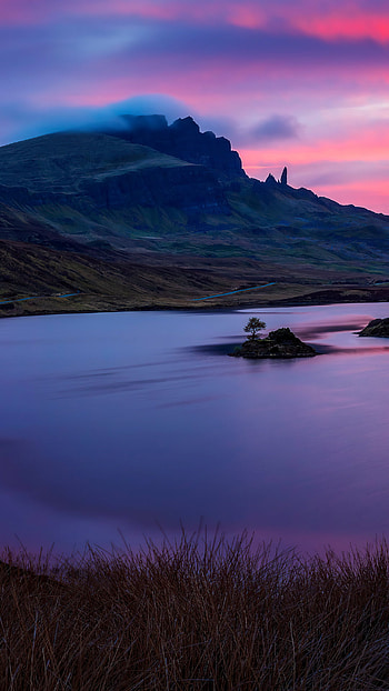 Loch Fada sunrise, Skye HD phone wallpaper