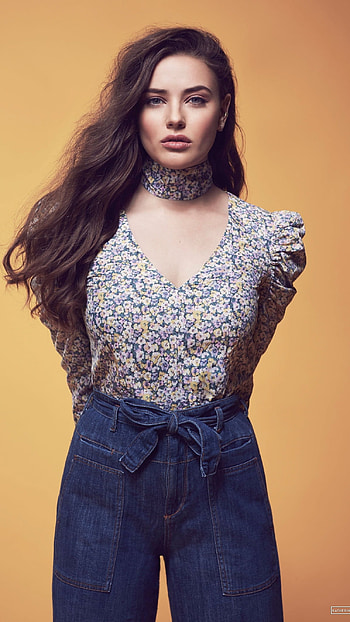 Katherine Langford, Hollywood, Katherine Langford Heroine, katherine langford heroinen HD phone wallpaper