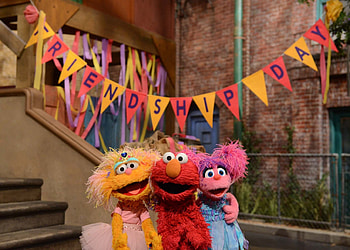 Sesame Street, HBO partnership, Exclusive episodes, New York Times article HD wallpaper