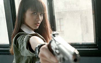 Women, girl, gun, model HD wallpaper
