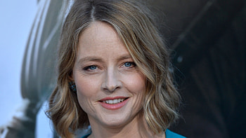 High definition , Jodie Foster, Incredible visuals, Striking HD wallpaper