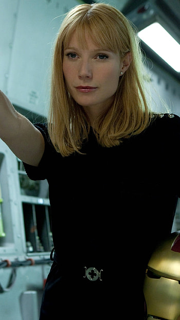 Gwyneth Paltrow, Iron Man, Striking , Christopher Simpson HD phone wallpaper