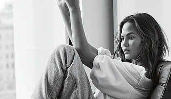 Chrissy Teigen, girls, models, celebrities, chrissy-teigen, monochrome, black-and-white HD wallpaper