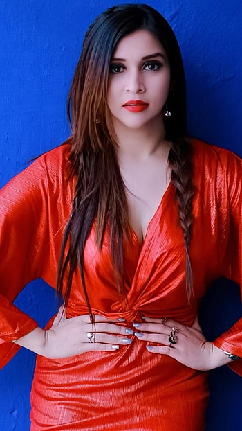 Mannara Chopra, Tamil, Actress HD phone wallpaper