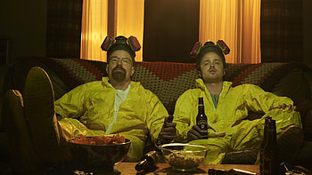 Aaron Paul, Breaking Bad Walter White, Couch beer Aaron Paul, Jesse Pinkman HD wallpaper