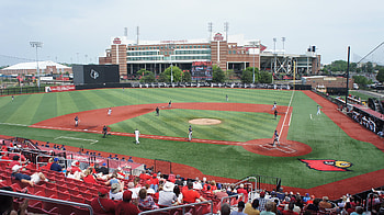 Louisville travels, UL-Louisville baseball, game temporarily halted, bomb threat HD wallpaper