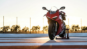 Ducati Panigale V4 , Ducati , Breathtaking visuals, Thrilling performance HD wallpaper