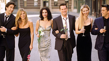 Friends TV Series, Classic sitcom, Group of friends, Retro aesthetic HD wallpaper