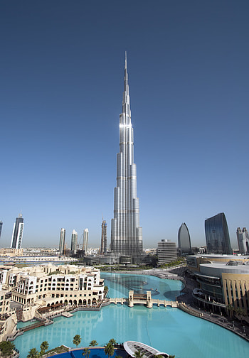 Burj Khalifa, Amazing , and mobile, Dubai's charm HD phone wallpaper