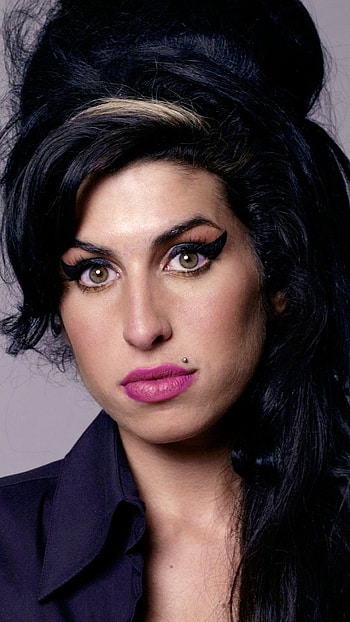 Amy Winehouse, Artistic tribute, Amazing Amy, Captivating visuals HD phone wallpaper