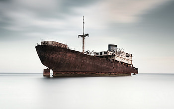 Shipwreck, boat, sand, ashore, washed up, water, land, ocean HD wallpaper