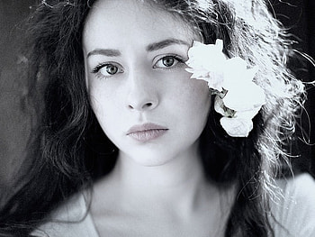 FLOWERS, graphy, portrait, face, bw, woman, pure HD wallpaper