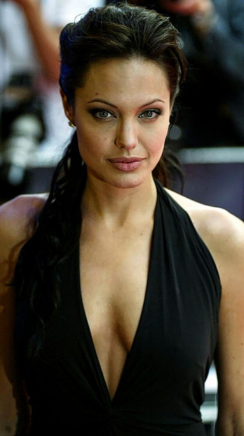 Angelina Jolie, hollywood actress HD phone wallpaper