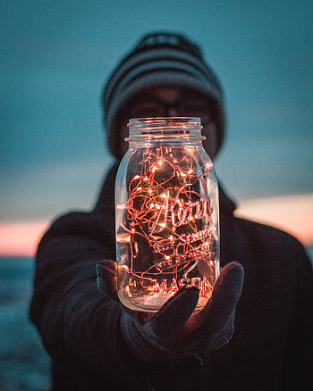 Bank, Hand, Miscellanea, Miscellaneous, Jar, Human, Person, Garland HD phone wallpaper