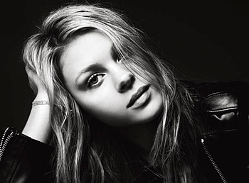 Nicola Peltz, model, Nicola, black white, , beautiful, actress, Peltz, face HD wallpaper