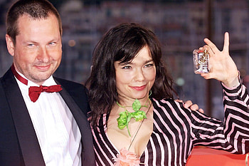 Dancer in the Dark, Lars von Trier, Bjork's claims, Harassment denial HD wallpaper