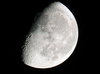 Our Moon, Hundreds of Creators, Space, The Moon, Half Moon HD wallpaper