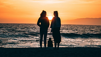 Family sunset, Golden hour, Peaceful moments, Serene beauty HD wallpaper