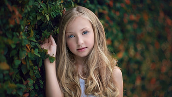 little girl, childhood, blonde, fair, nice, adorable, bonny, sweet, Belle, white, smile, eyes, girl, Standing, comely, sightly, pretty, green, face, nature, lovely, pure, child, blue, graphy, Tree, cute, baby, Nexus, beauty, kid, beautiful, people, little, pink, Fun, dainty HD wallpaper