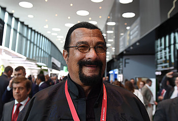 Steven Seagal, SEC fine, Token offering, Financial penalty HD wallpaper