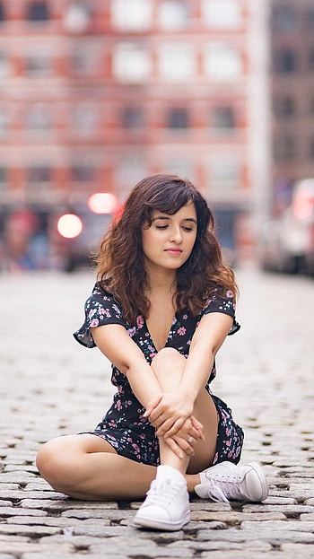 Shirley Setia, Beautiful, Bollywood, Singer HD phone wallpaper