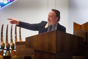 Billy Crystal, Remarkably Jewish Indie Film, Rabbi Role, Life & Culture HD wallpaper