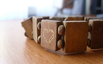 Love, Wood, Wooden, Figurines, Figures, Bracelet HD wallpaper