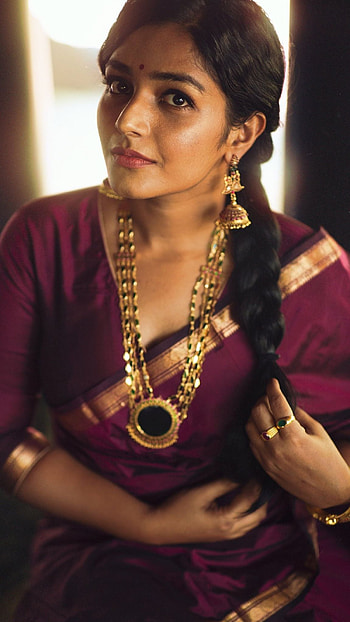 Rajisha Vijayan, malayalam actress HD phone wallpaper