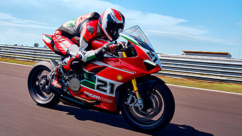 Ducati Panigale V2, Troy Bayliss special edition, Motorbike masterclass, Custom beauty HD wallpaper