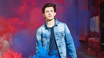 Tom Holland, Laptop , Celebs HD wallpaper