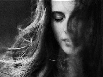 GIVE ME A REASON, face, woman, loneliness, black and white HD wallpaper