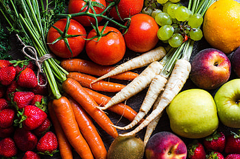Fruits and vegetables, Beautiful , Exquisite display, Visual delight HD wallpaper