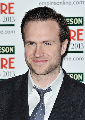 Rafe Spall, Und tglich grt die liebe, Film HD phone wallpaper