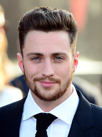 Aaron Taylor-Johnson, Beautiful , Striking visuals, Captivating HD phone wallpaper