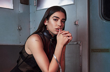 Dua Lipa, Patrizia Pepe, hoot, 2018 HD wallpaper
