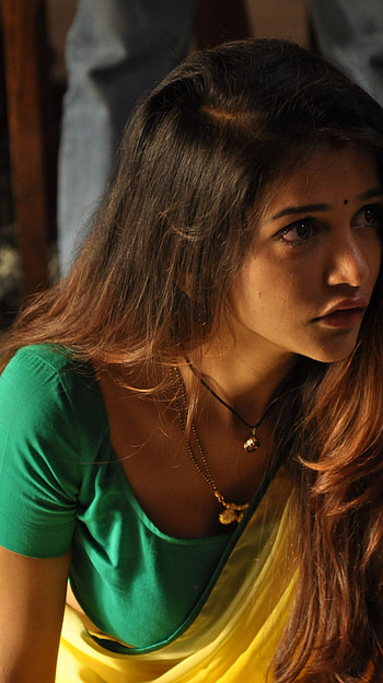 Anaika soti, satya 2 HD phone wallpaper