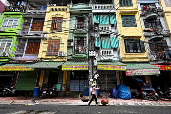 Tube houses of Hanoi, Vietnamese cityscape, Historical architecture, Daily Sabah HD wallpaper
