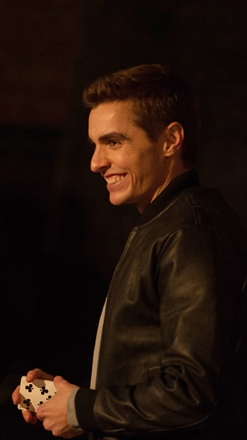 Now You See Me, Magical heists, Illusion masterminds, Mysterious performances HD phone wallpaper