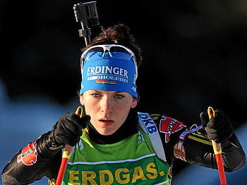 Kathrin Hitzer, Biathlon HD wallpaper