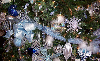 Holidays, New Year, Decorations, Snowflakes, Holiday, Bow, Christmas Decorations, Christmas Tree Toys, Christmas Tree HD wallpaper