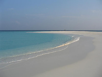 Just So White, sky, sand, ocean, beach HD wallpaper