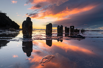 Nature, Water, Sunset, Stones, Reflection, Posts, Pillars HD wallpaper