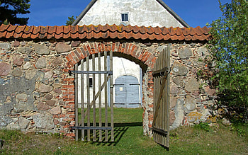 Gate to Church in Ziemupe, Latvia, Latvia, wall, stones, gate HD wallpaper